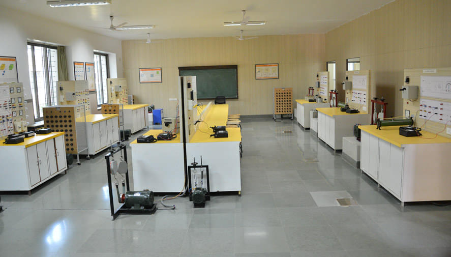 Sandip Polytechnic Nashik Laboratory (Electrical Department) photo 3